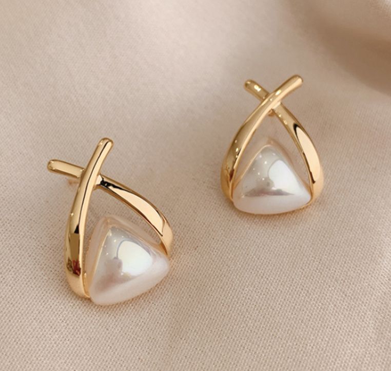 Silver needle geometric triangle pearl light stud earrings - Minimalist Design