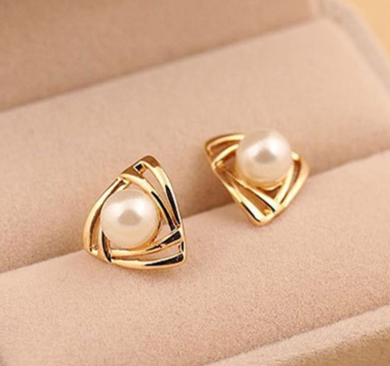 Smooth Imitation Pearl Stud Earrings For Women (N15) - Classic White Pearls