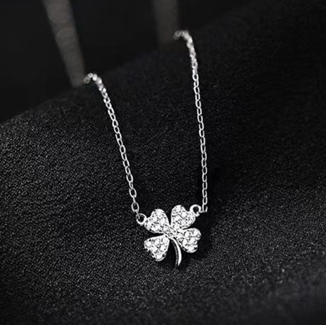 Sliver clover charm - Lucky Irish Pendant