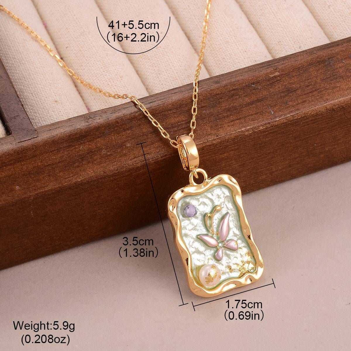 Natural Pearl Crystal Alloy Pendant Necklace - Boho Chic Jewelry